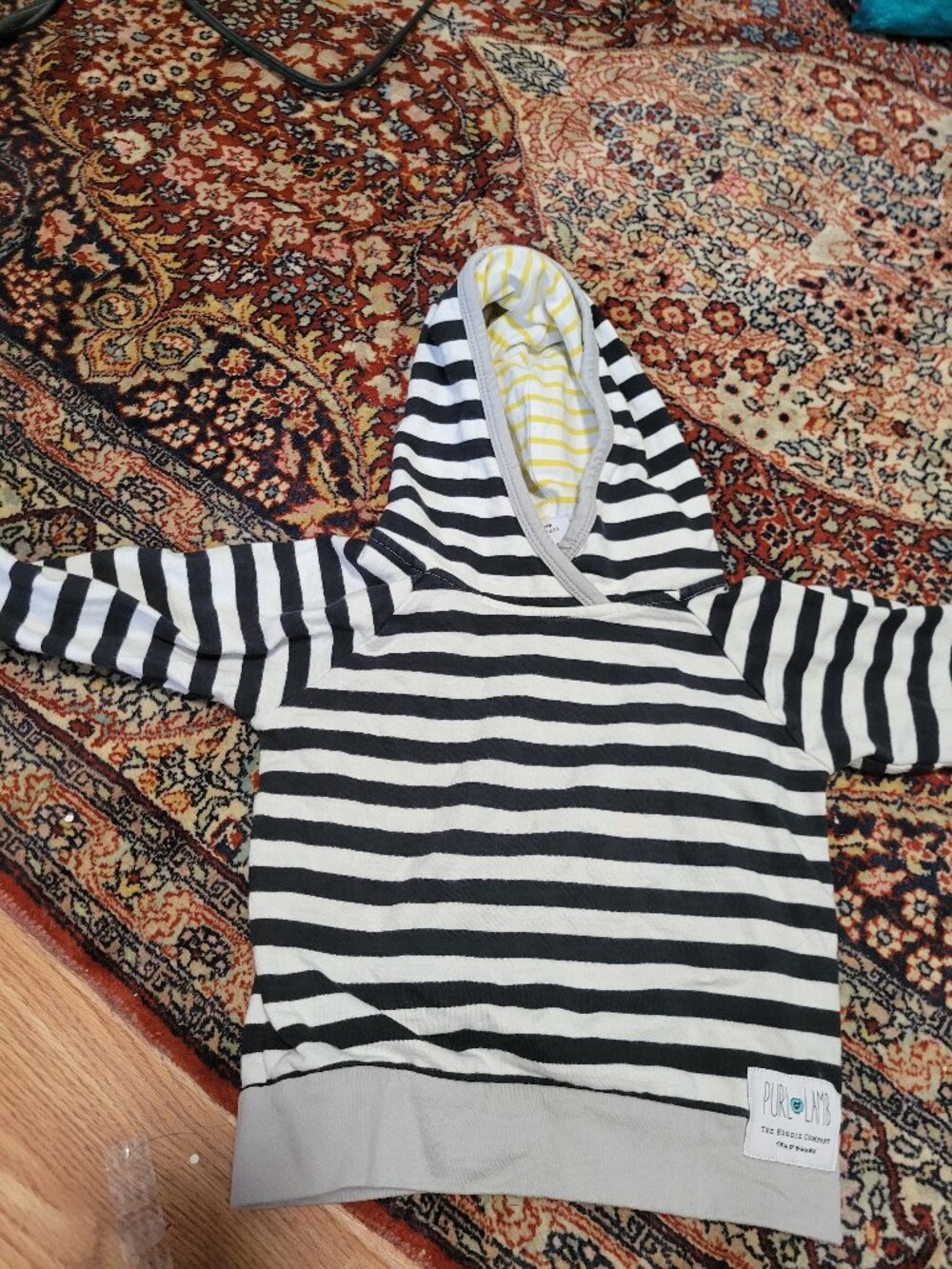 Purl Lamb Hoddie in Stripes and yellow crested